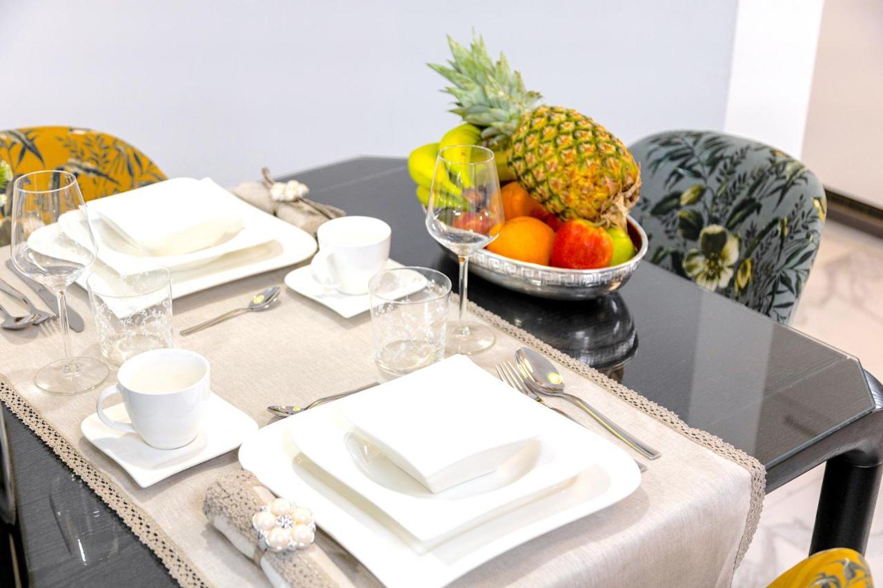 Lux Holiday Apartment Tony @ 10 Min Znjan Beach สปลิท ภายนอก รูปภาพ