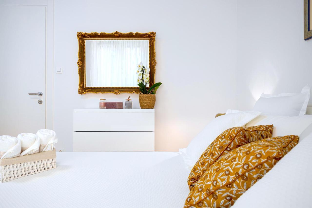 Lux Holiday Apartment Tony @ 10 Min Znjan Beach สปลิท ภายนอก รูปภาพ