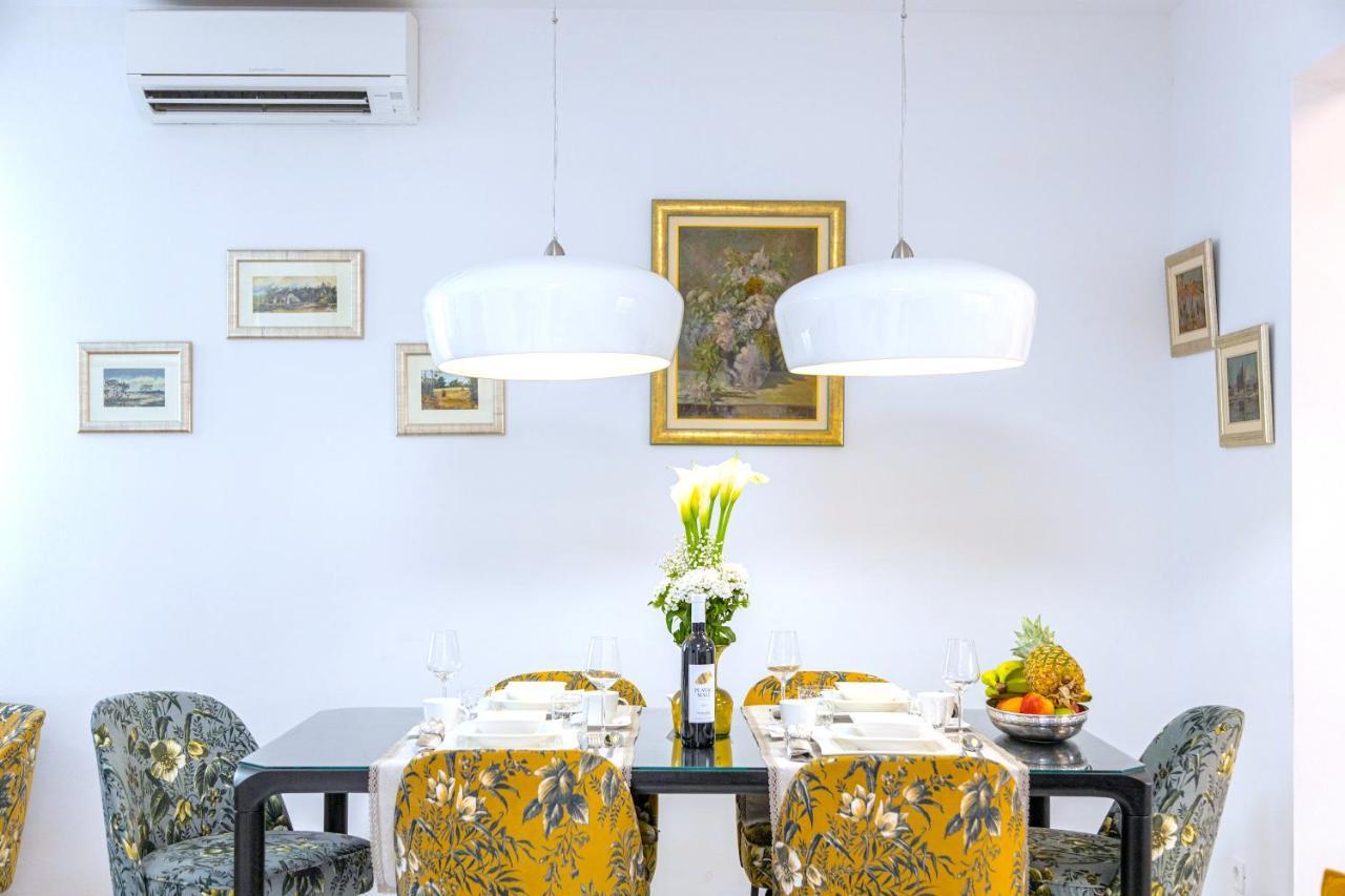Lux Holiday Apartment Tony @ 10 Min Znjan Beach สปลิท ภายนอก รูปภาพ